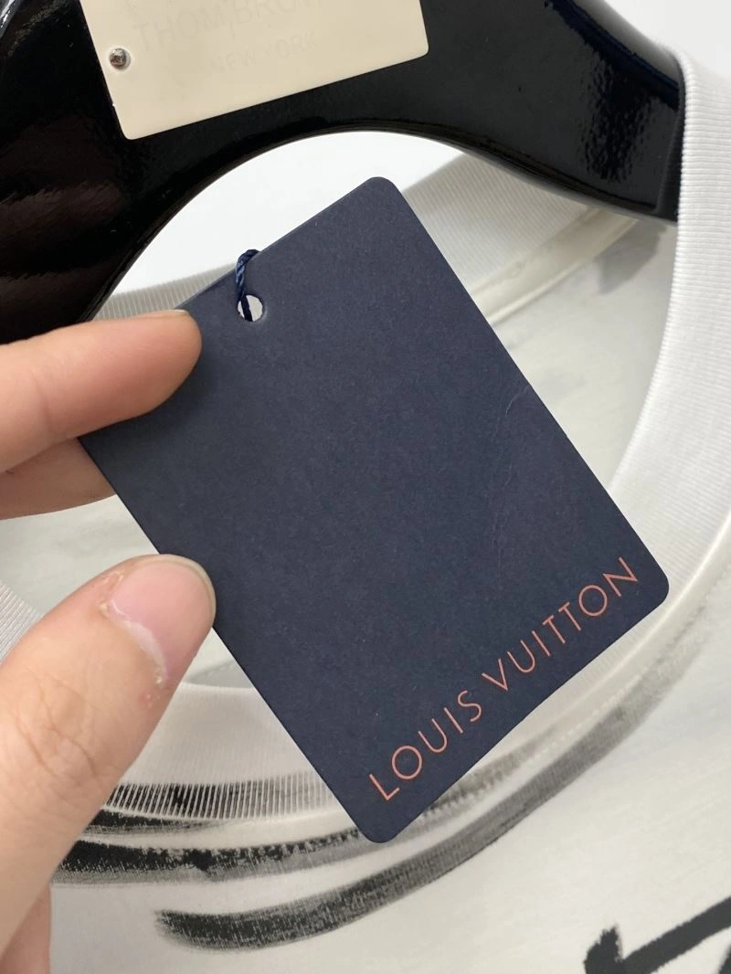 Louis Vuitton T-Shirts ZeroBulk 135389
