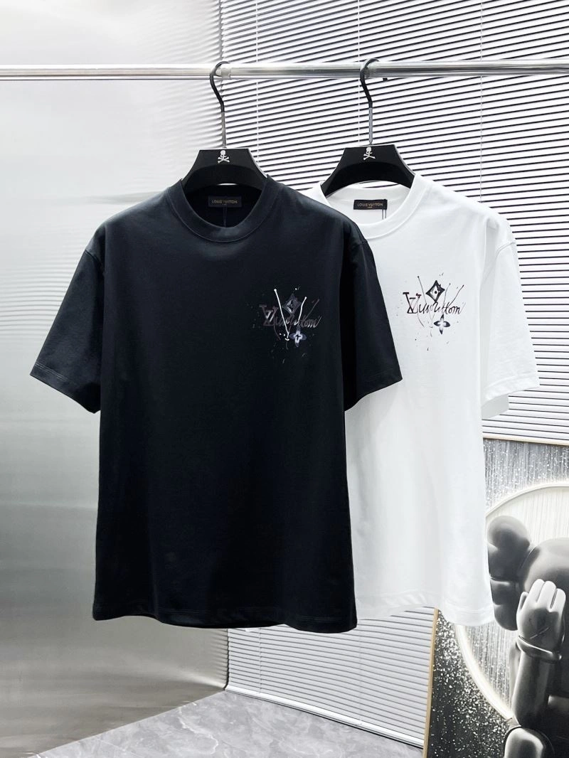 Trendsetting Louis Vuitton T-Shirts 135386