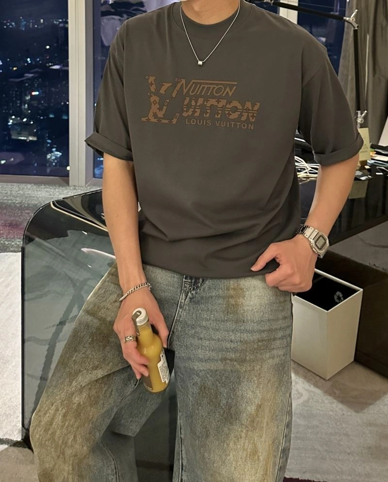 Louis Vuitton T-Shirts Reliable 135383
