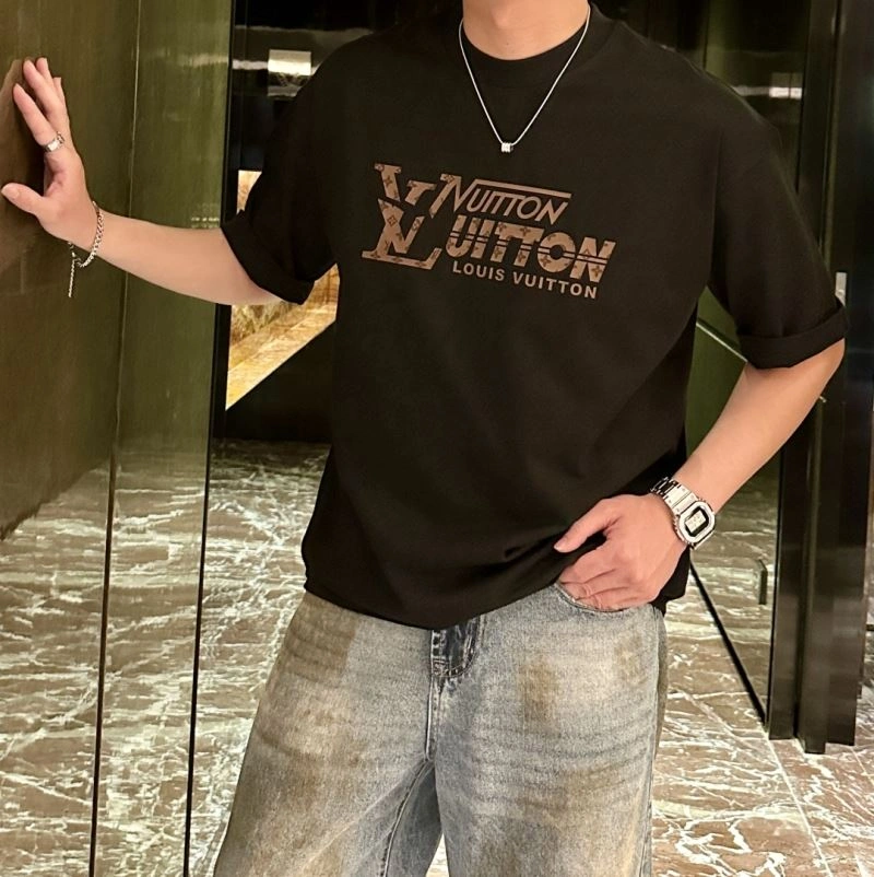 Louis Vuitton T-Shirts MoistureWicking 135366