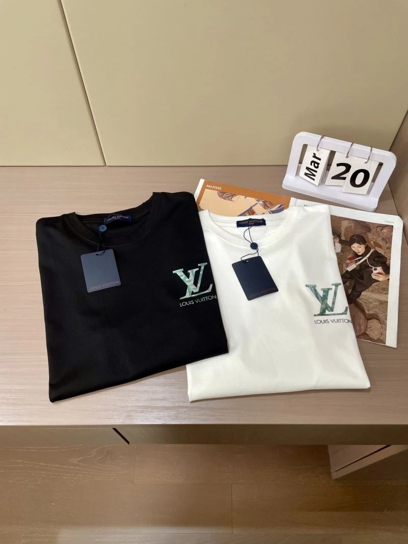 Practical Louis Vuitton T-Shirts 135385