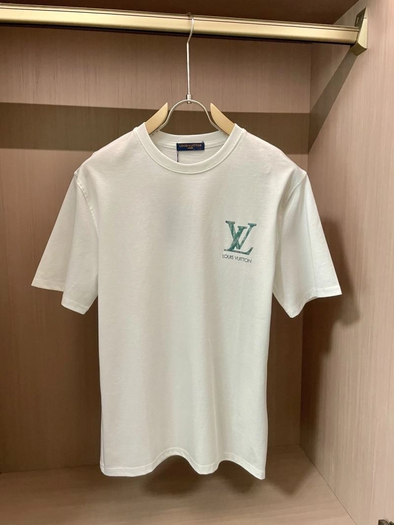 Practical Louis Vuitton T-Shirts 135385