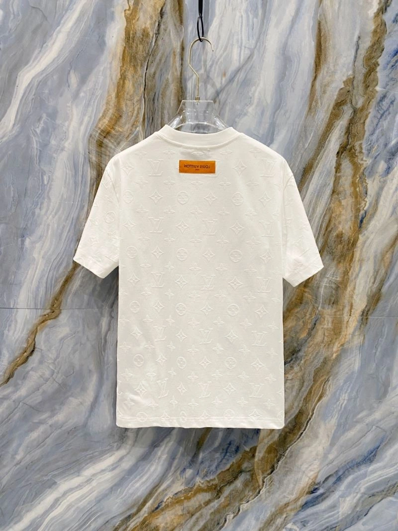 Louis Vuitton T-Shirts Sleek 135368