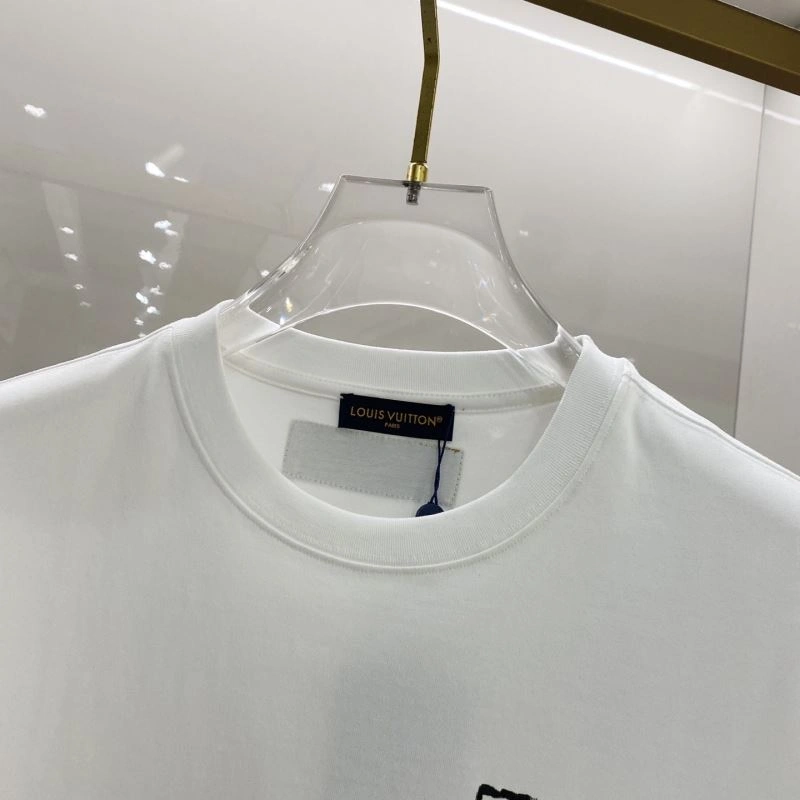WrinkleFree Louis Vuitton T-Shirts 135382