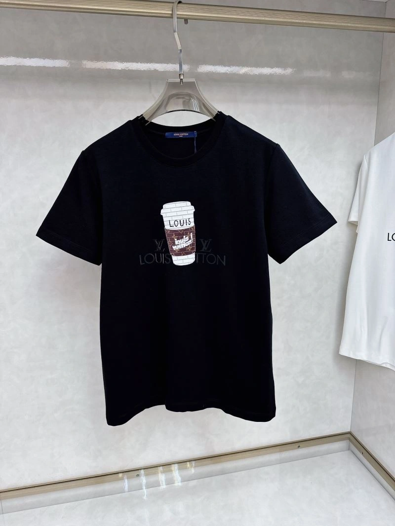 Lightweight Louis Vuitton T-Shirts 135362