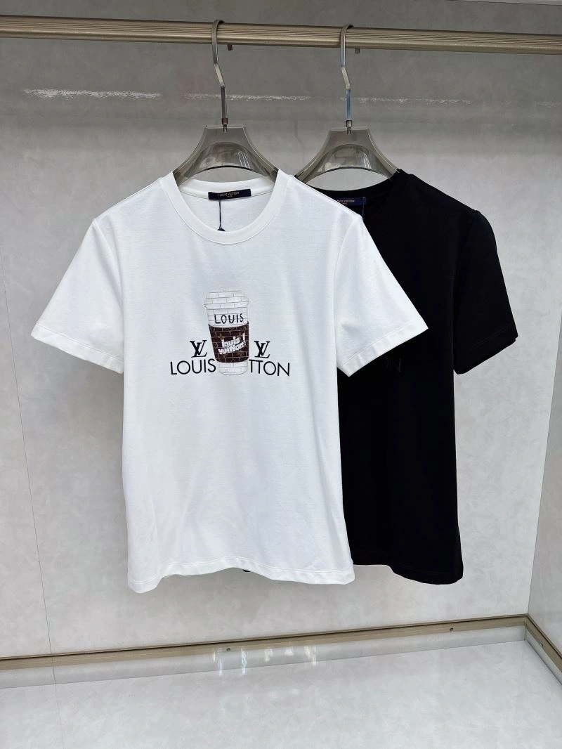 Compact Louis Vuitton T-Shirts 135370