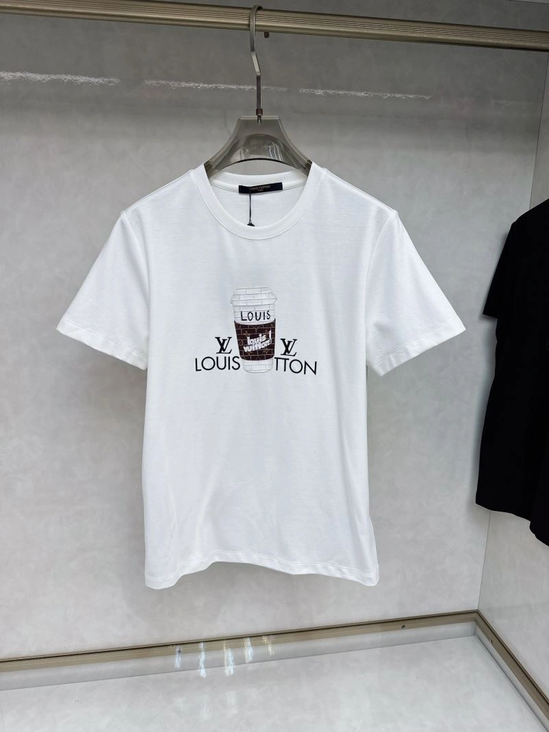 Compact Louis Vuitton T-Shirts 135370