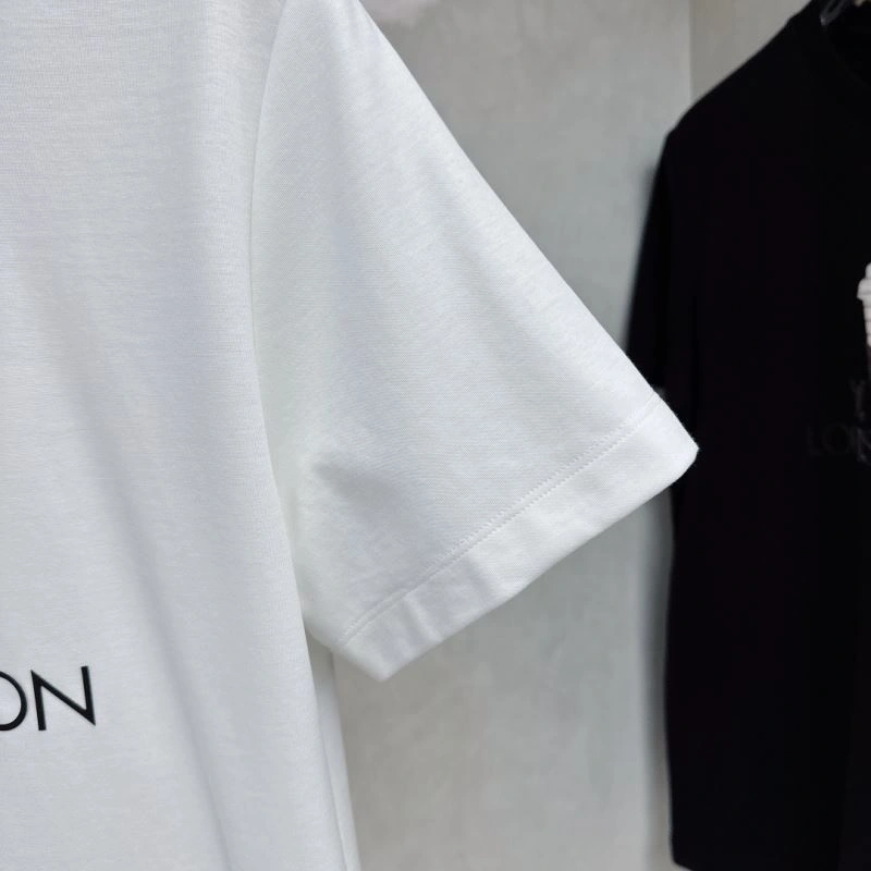 Compact Louis Vuitton T-Shirts 135370