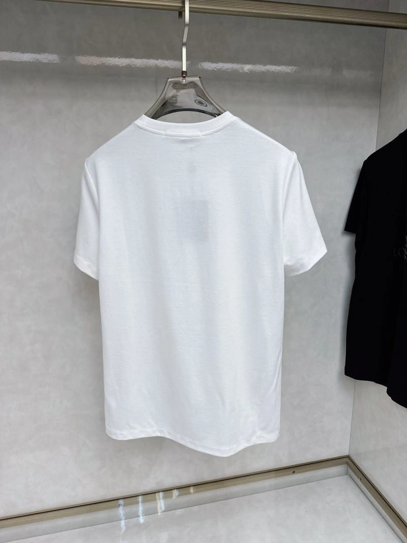 Compact Louis Vuitton T-Shirts 135370