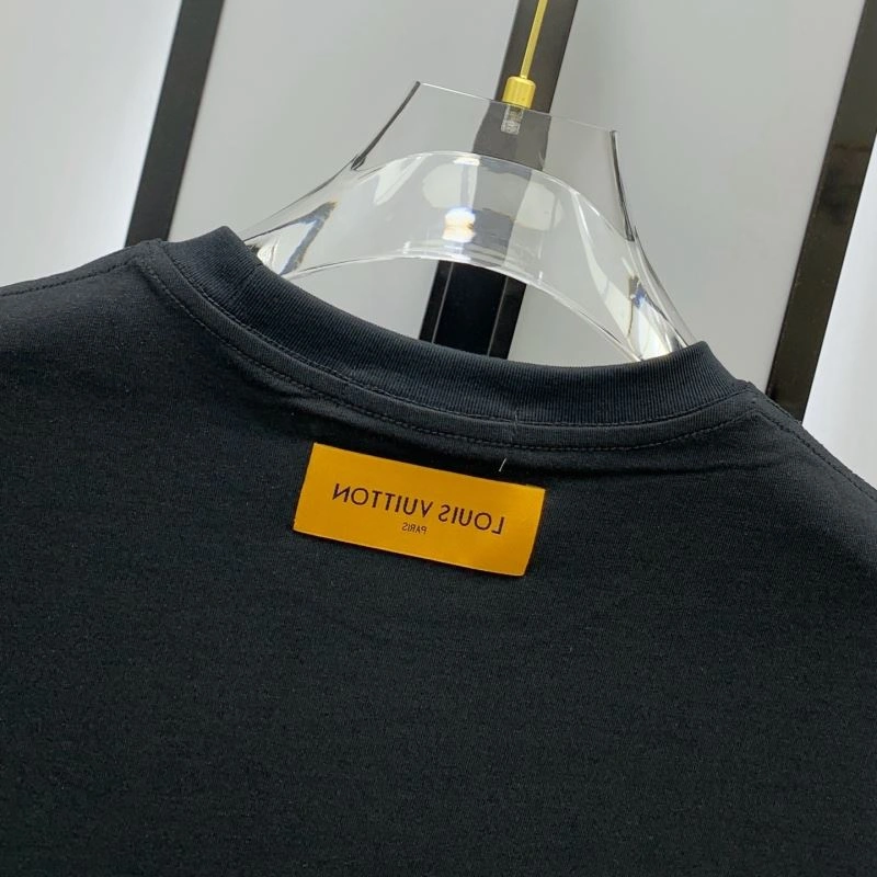 BestValue Louis Vuitton T-Shirts 135381