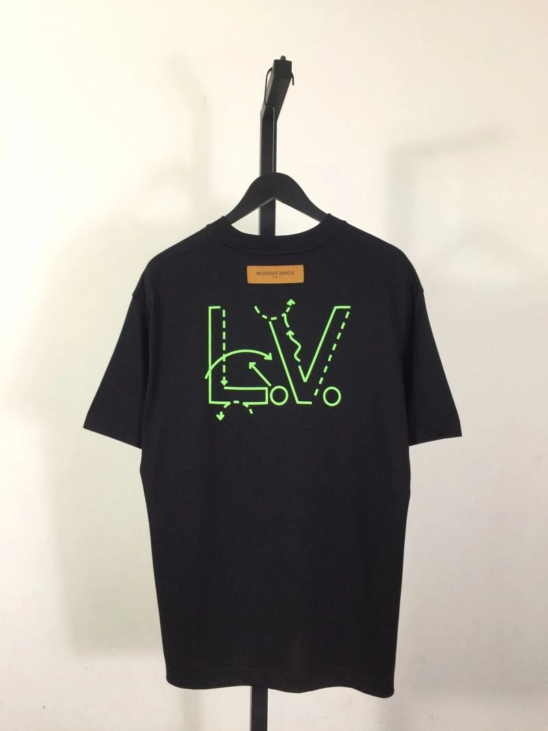 Trendy Louis Vuitton T-Shirts 135372