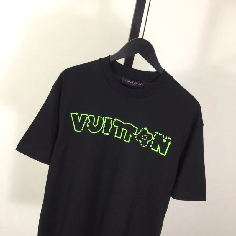 Trendy Louis Vuitton T-Shirts 135372