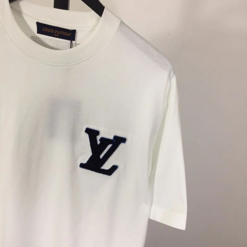 Louis Vuitton T-Shirts ModernLook 135363