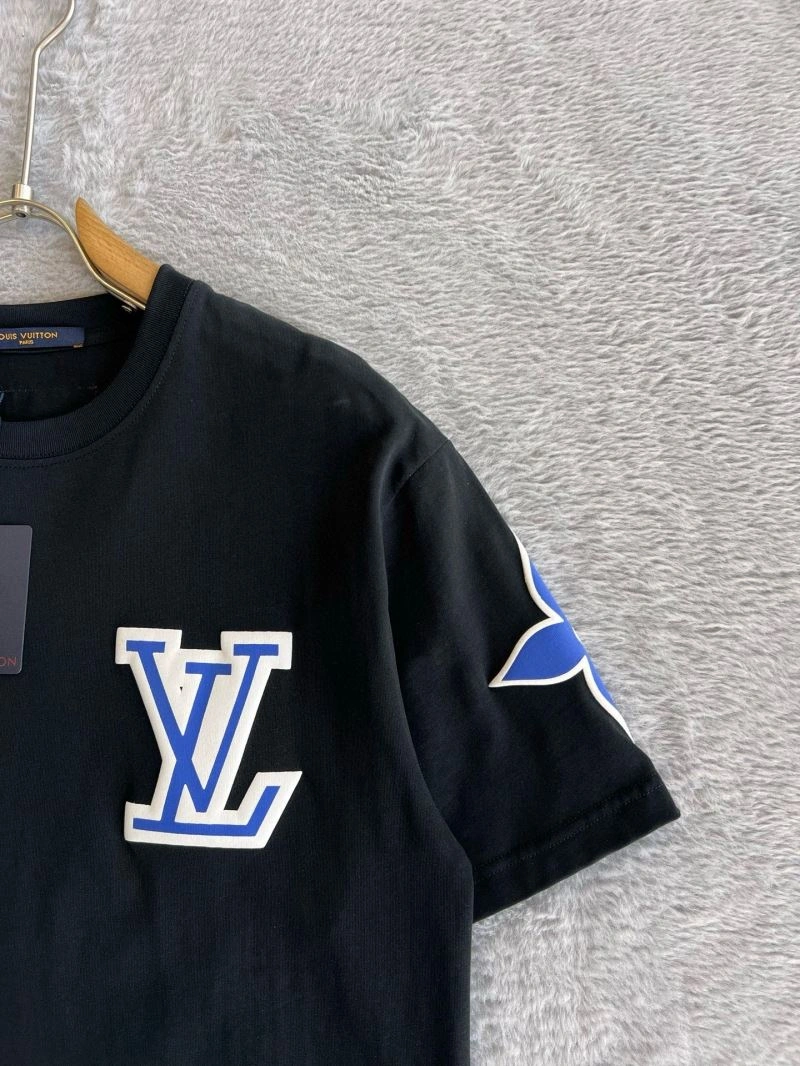 Louis Vuitton T-Shirts OdorResistant 135356