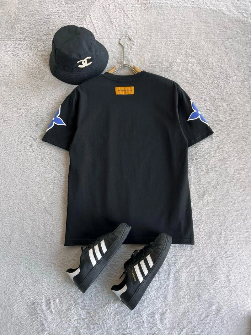 Louis Vuitton T-Shirts OdorResistant 135356