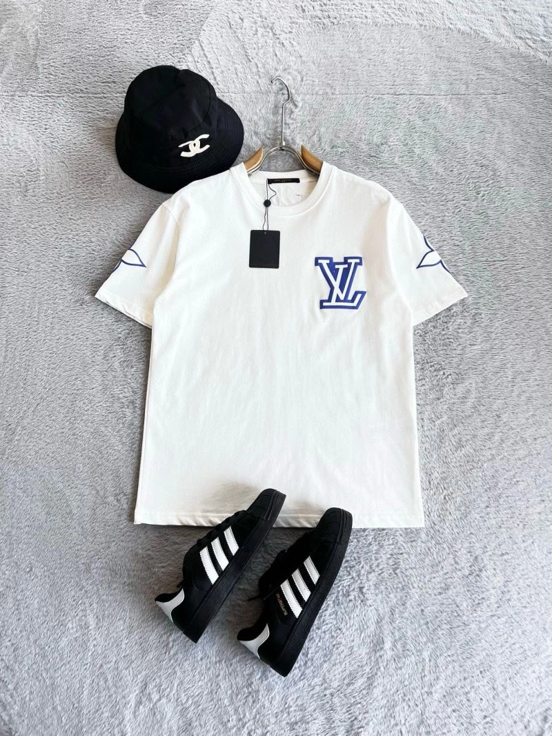 Louis Vuitton T-Shirts Chic 135352