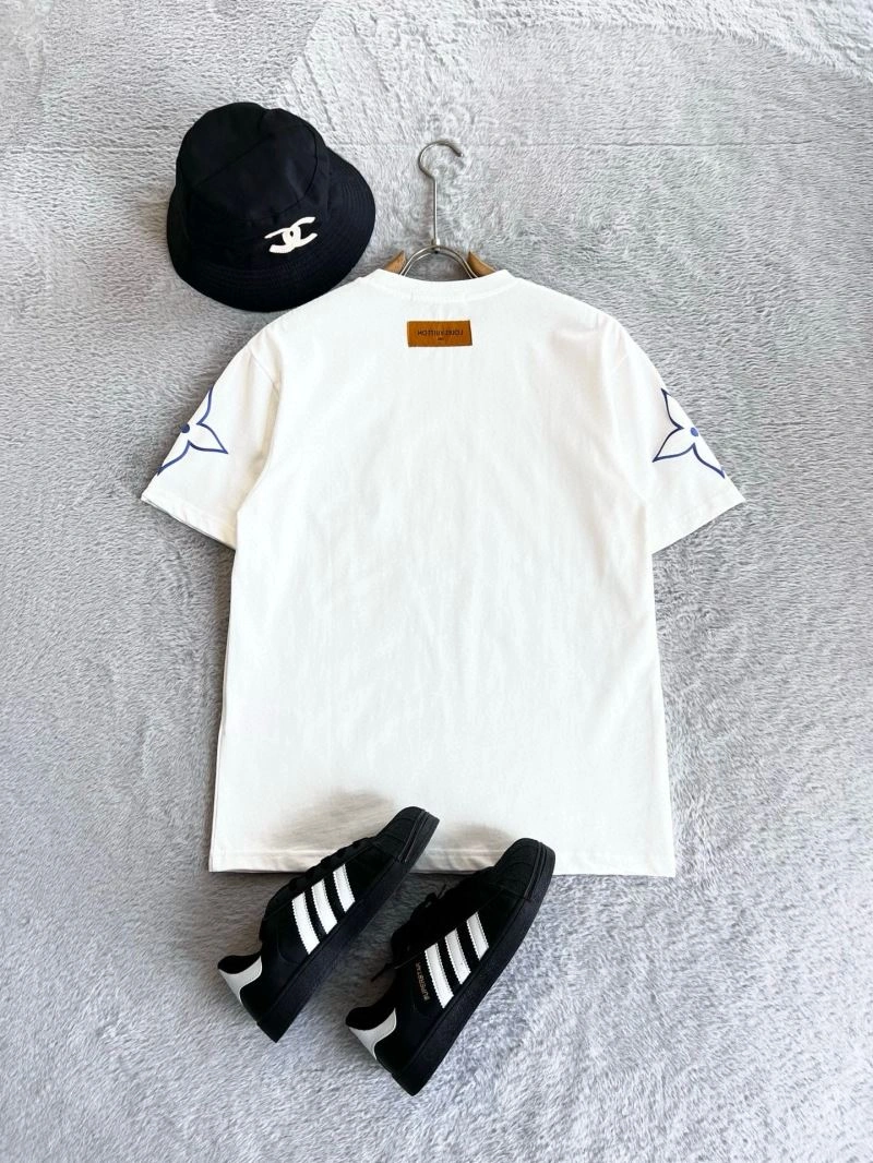 Louis Vuitton T-Shirts Chic 135352