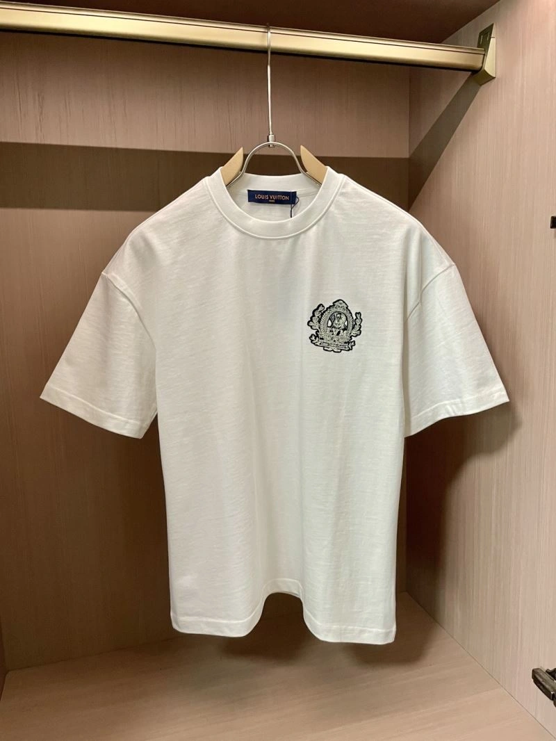 Louis Vuitton T-Shirts Flexible 135347