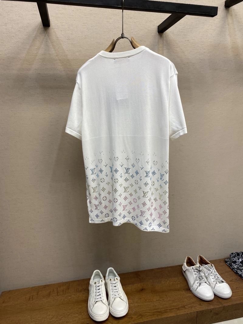 Sophisticated Louis Vuitton T-Shirts 135348