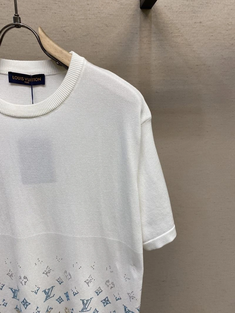 Sophisticated Louis Vuitton T-Shirts 135348