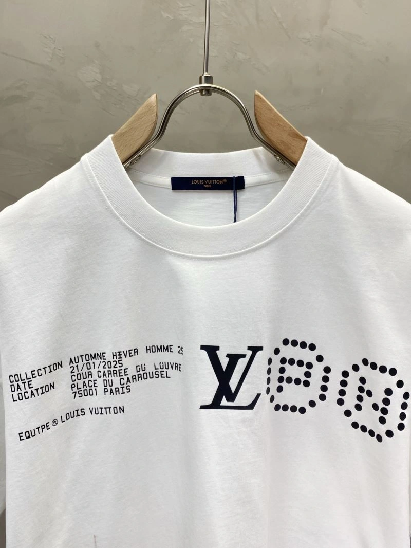Louis Vuitton T-Shirts Neat 135344