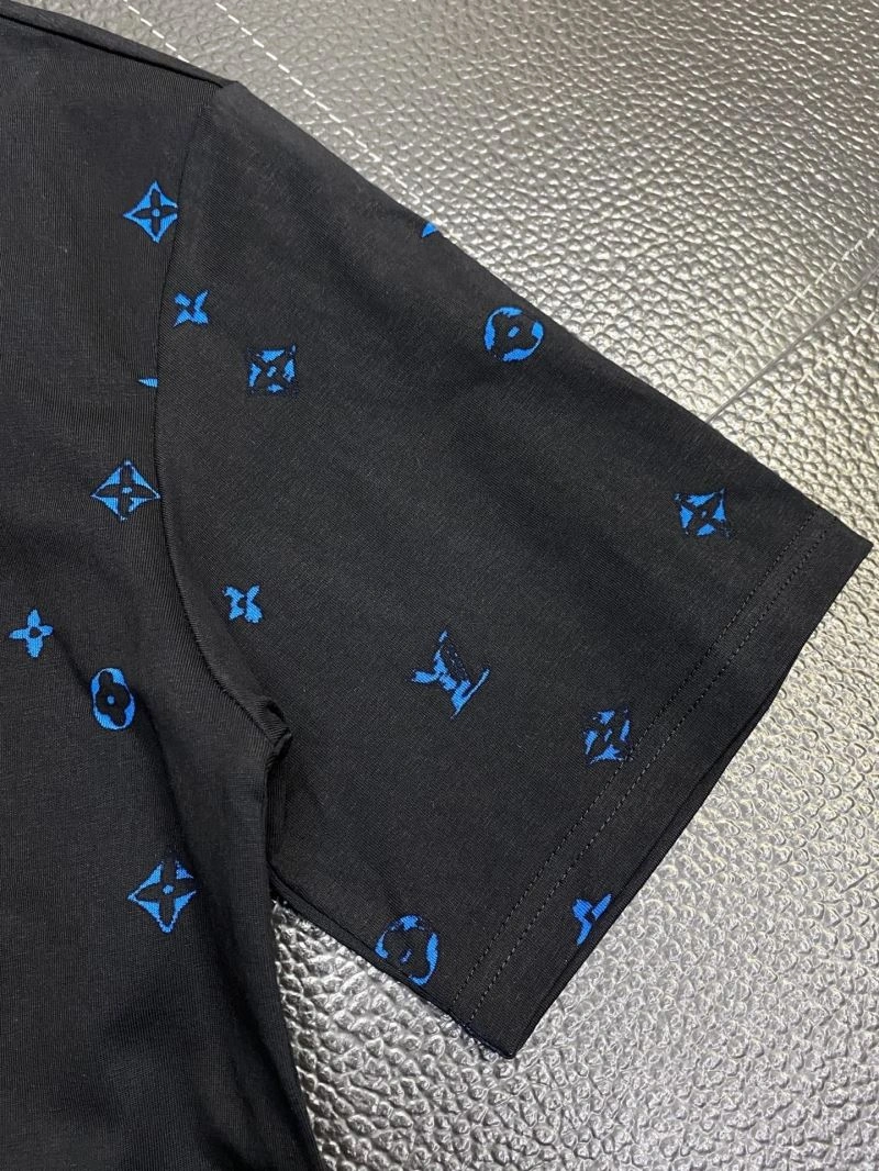 Comfortable Louis Vuitton T-Shirts 135341