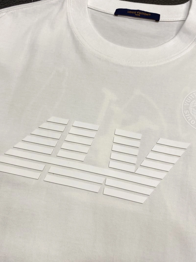 Louis Vuitton T-Shirts WeatherProof 135331