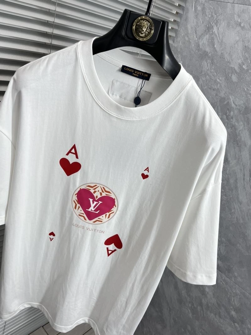 Trendy Louis Vuitton T-Shirts 135329