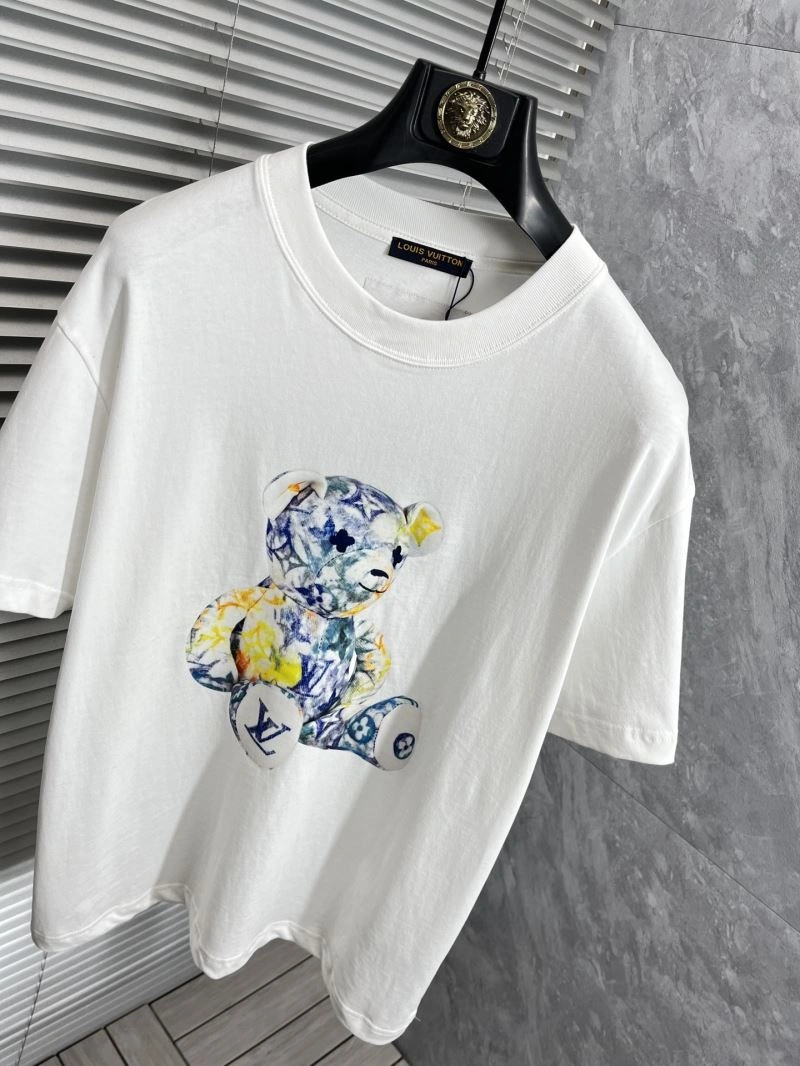 Durable Louis Vuitton T-Shirts 135322