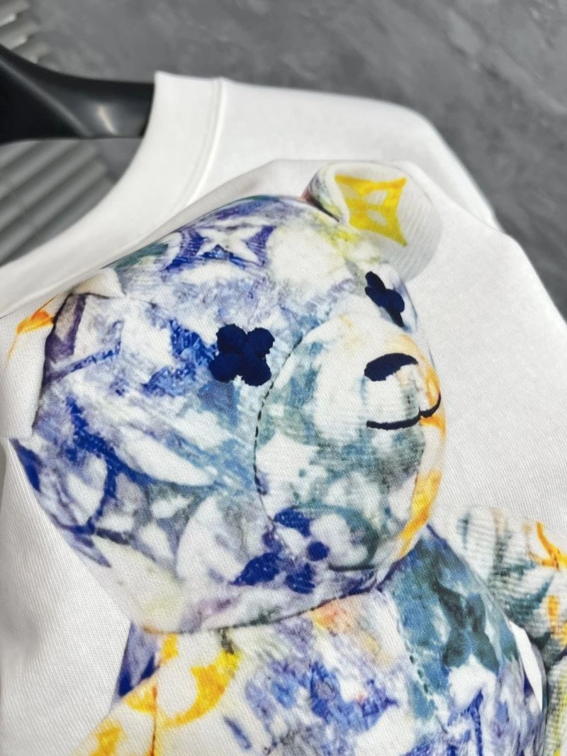 Durable Louis Vuitton T-Shirts 135322