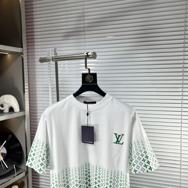 Louis Vuitton T-Shirts GoodFit 135321