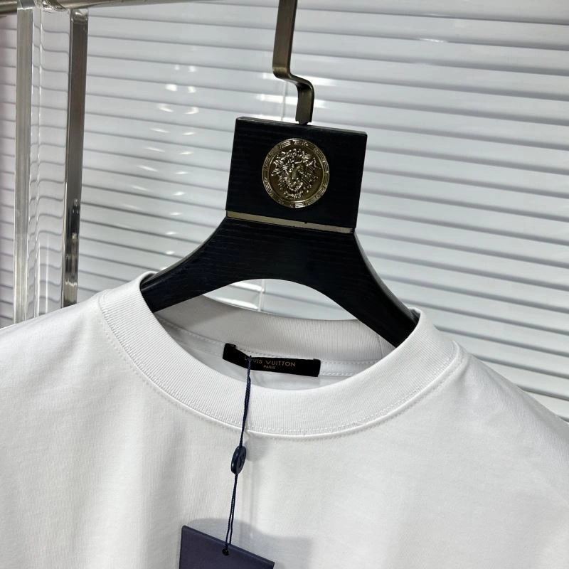 Louis Vuitton T-Shirts GoodFit 135321
