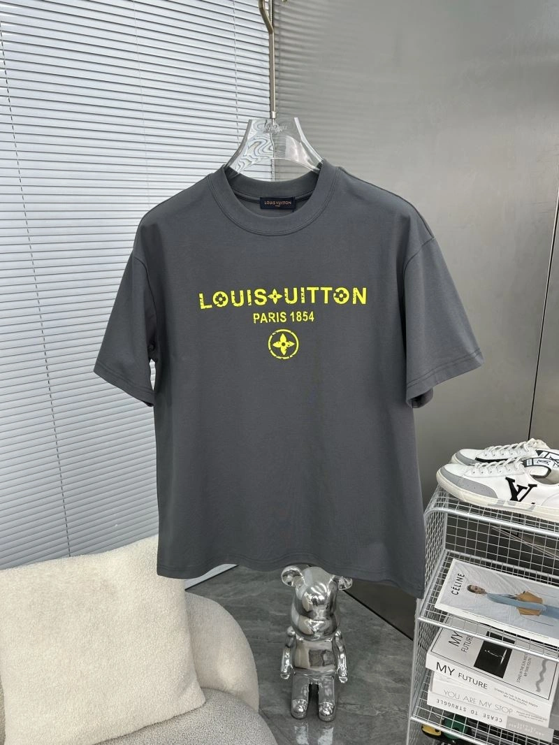 QuickDry Louis Vuitton T-Shirts 135343