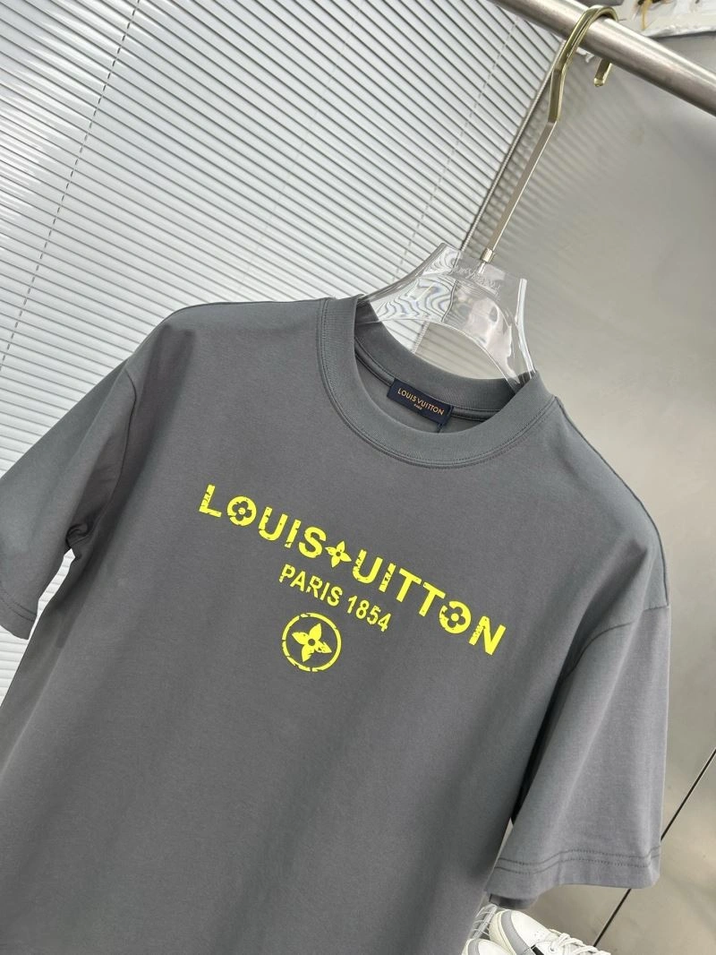 QuickDry Louis Vuitton T-Shirts 135343