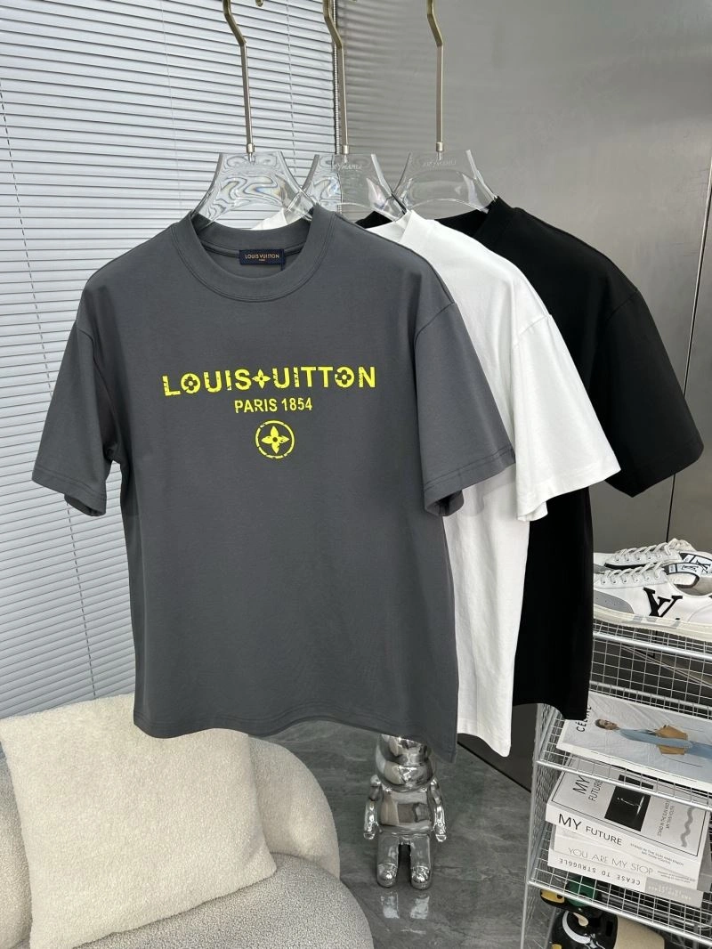 QuickDry Louis Vuitton T-Shirts 135343