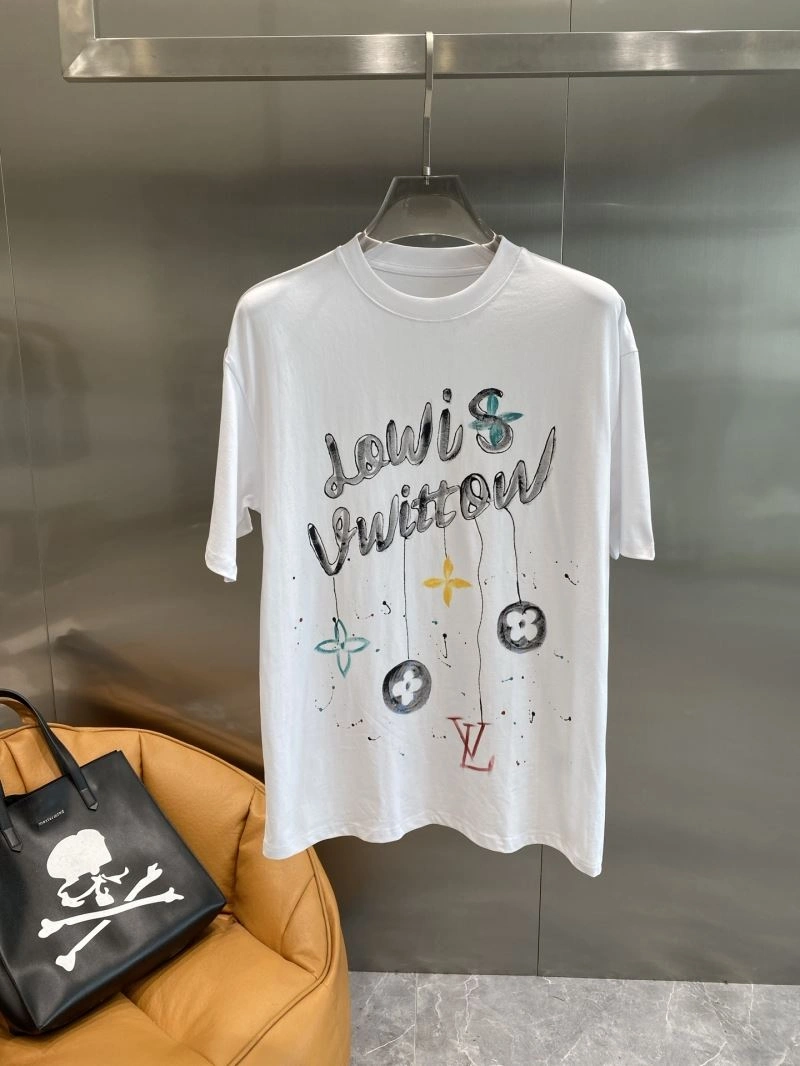 Bright Louis Vuitton T-Shirts 135325