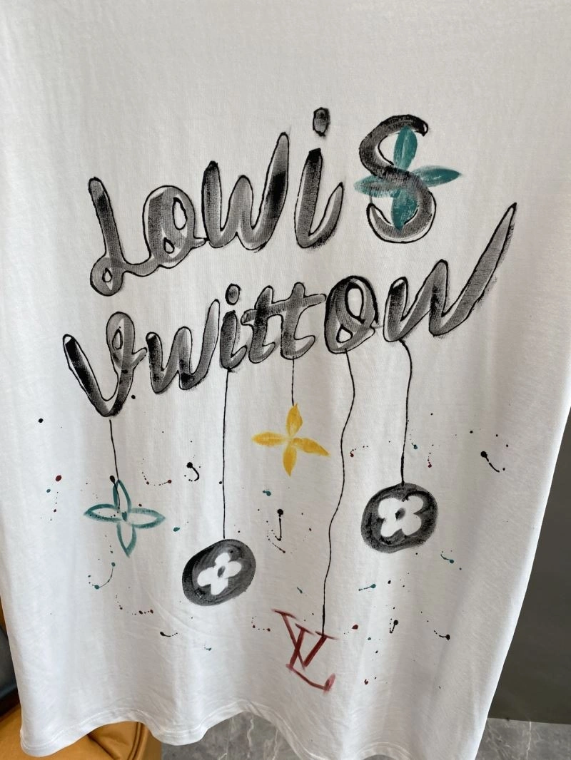 Bright Louis Vuitton T-Shirts 135325
