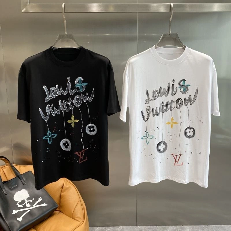 Louis Vuitton T-Shirts Fashionable 135339