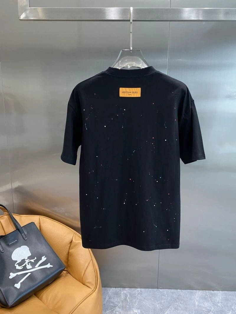 Louis Vuitton T-Shirts Fashionable 135339