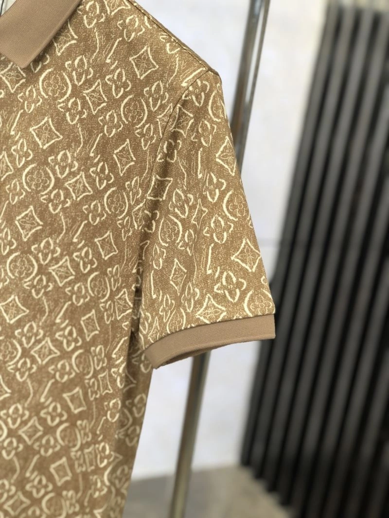 Louis Vuitton T-Shirts Versatile 135337