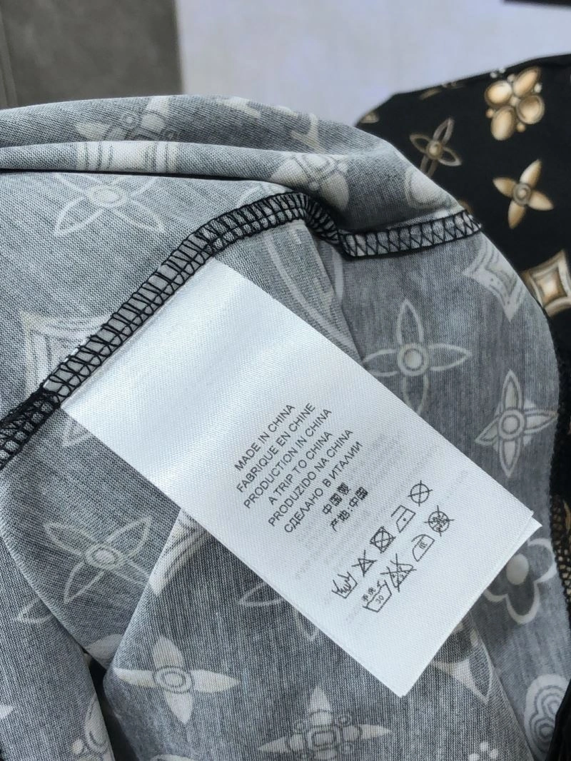 Louis Vuitton T-Shirts Packable 135317