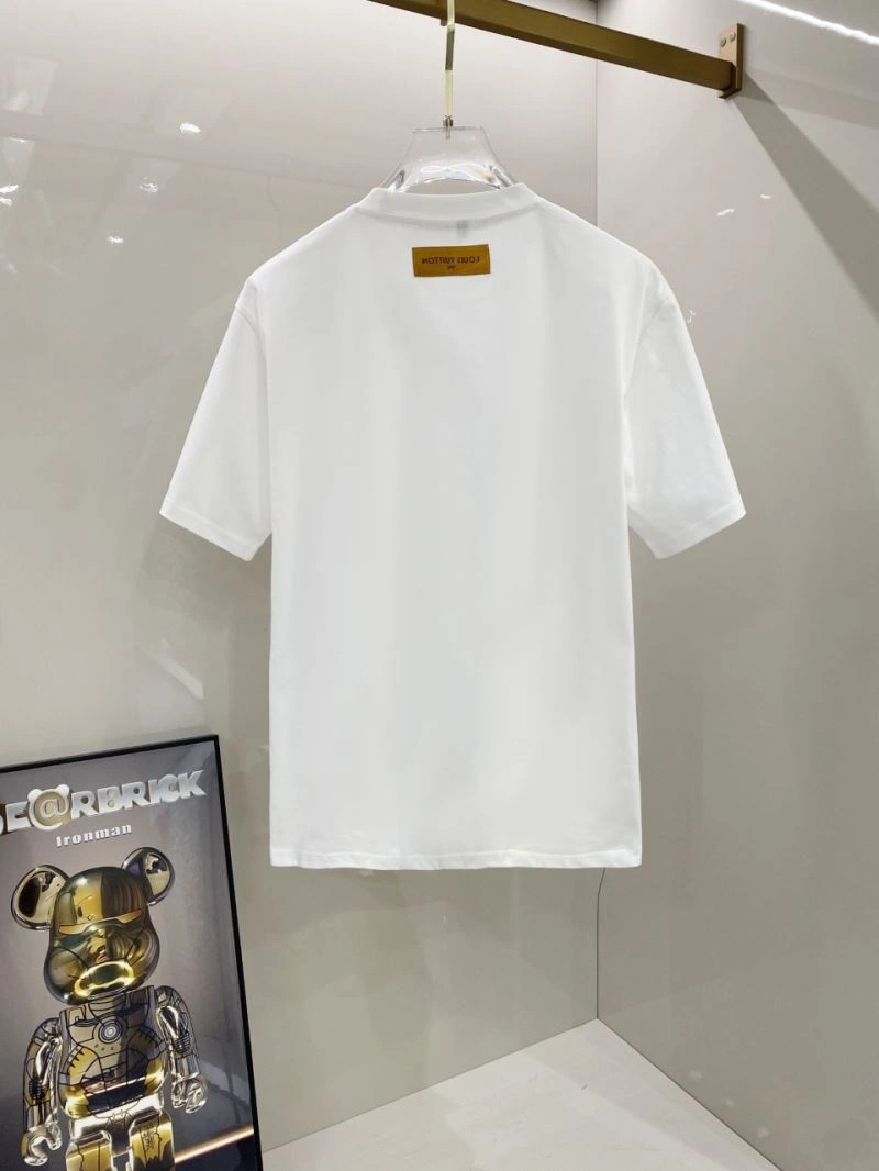 Louis Vuitton T-Shirts Youthful 135334