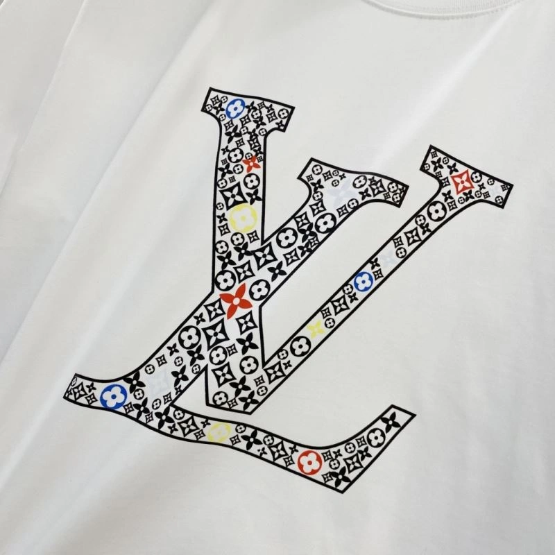 Louis Vuitton T-Shirts Youthful 135334