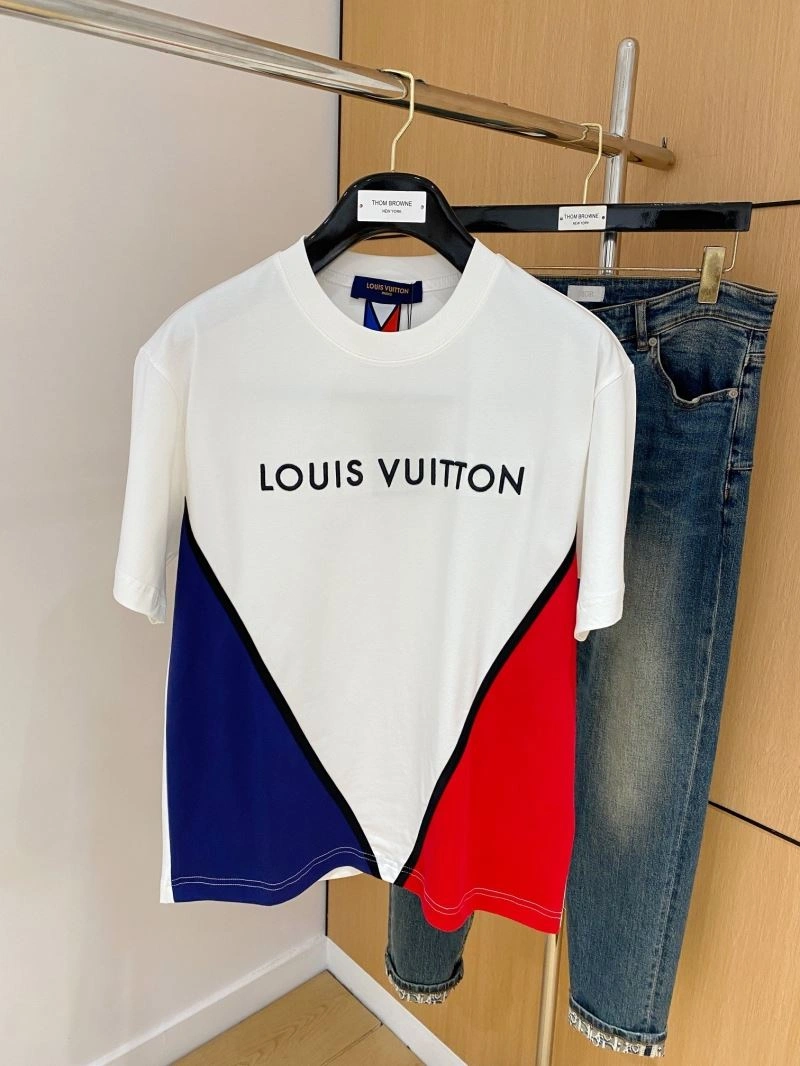 Comfortable Louis Vuitton T-Shirts 135316