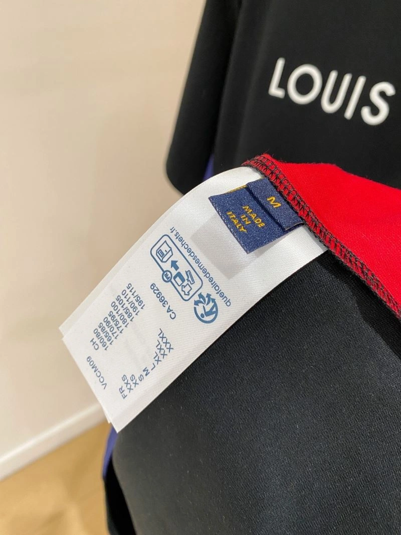 Comfortable Louis Vuitton T-Shirts 135324