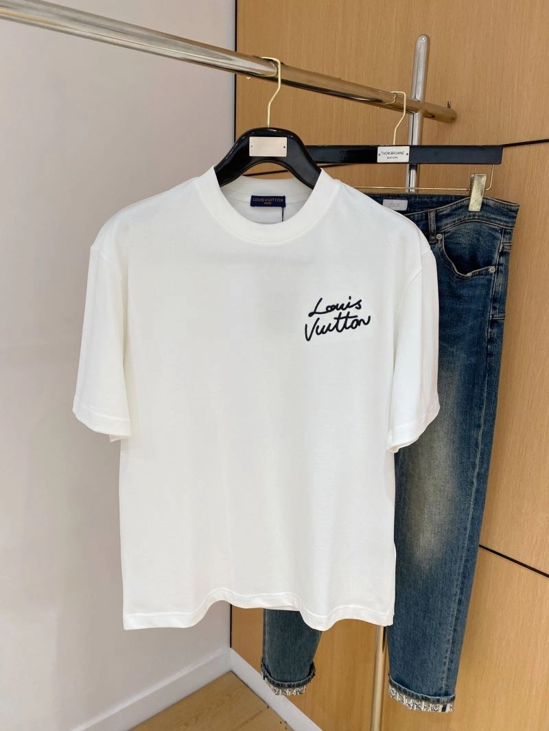 Louis Vuitton T-Shirts Affordable 135313