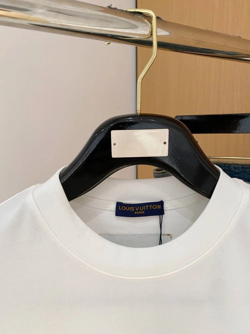 Louis Vuitton T-Shirts Affordable 135313