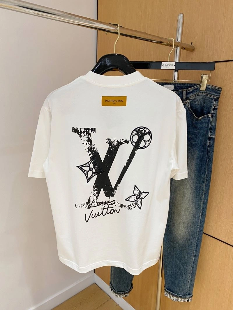 Louis Vuitton T-Shirts Affordable 135313