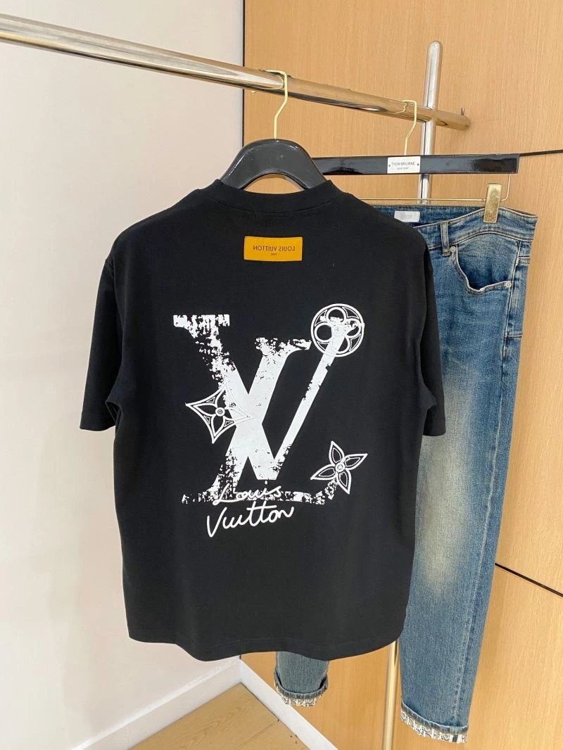 Louis Vuitton T-Shirts HighPerformance 135312