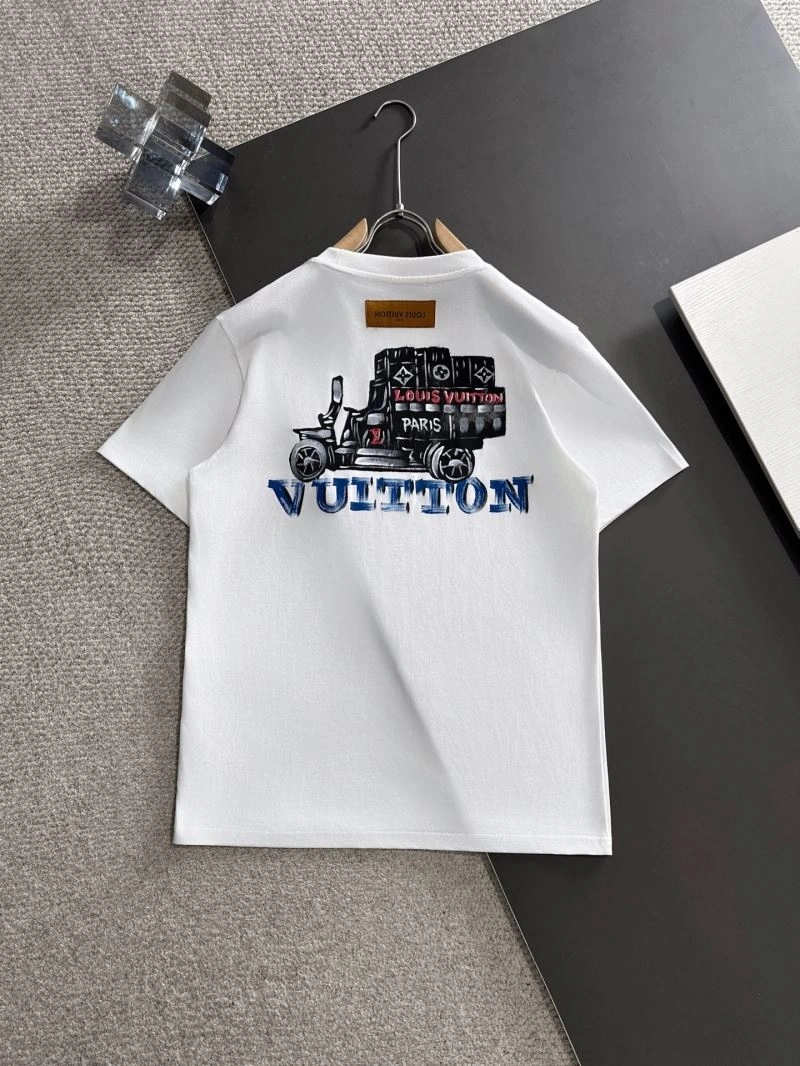 Louis Vuitton T-Shirts Versatile 135314